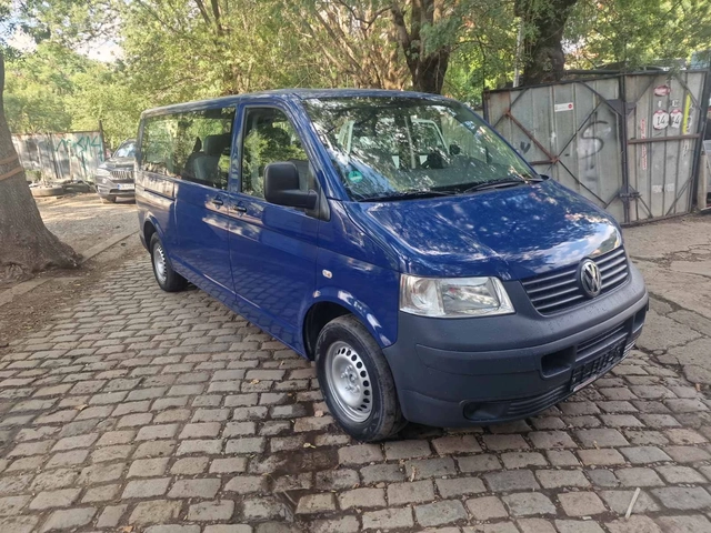 VW Transporter T5 - 2, 5TD- Synchro - автомобили, коли, обяви за нови и употребявани 1