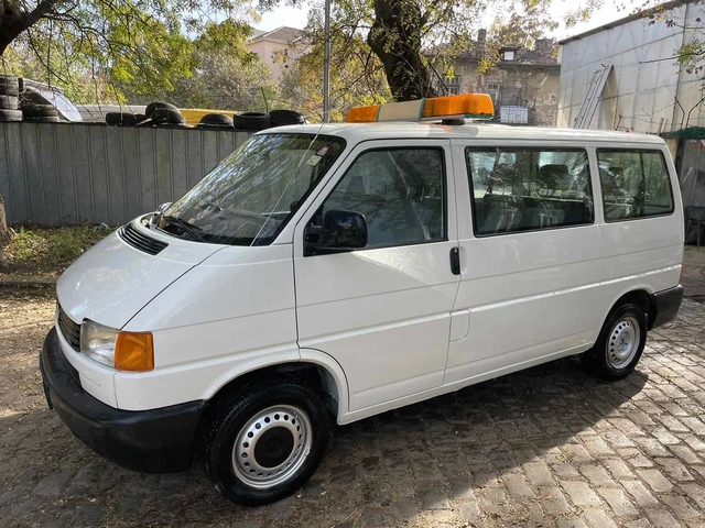 VW Transporter T4 - 2.5TDi - автомобили, коли, обяви за нови и употребявани 0