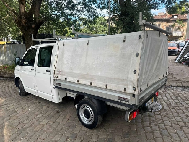 VW Transporter T5 - 2.5TDi 4motion - автомобили, коли, обяви за нови и употребявани 3