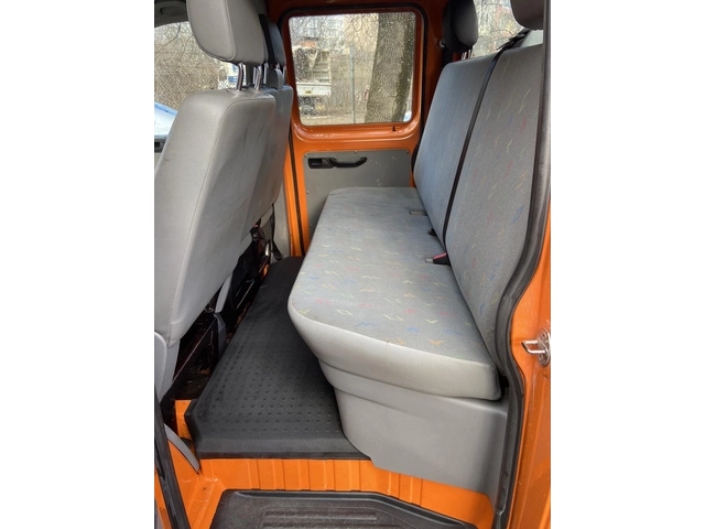 VW Transporter T5 - 1.9TDi - автомобили, коли, обяви за нови и употребявани 2