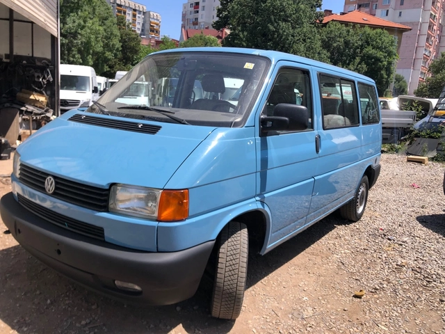 VW Transporter T4 2.5 Бензн/МетанCNG - автомобили, коли, обяви за нови и употребявани 0