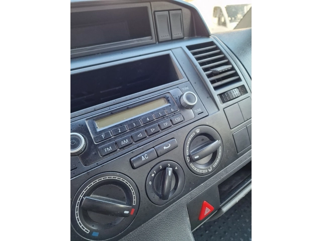 VW Transporter T5 - 1.9TDi - автомобили, коли, обяви за нови и употребявани 8