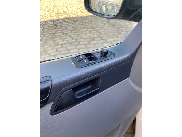 VW Transporter T5 - 2.0TDi - автомобили, коли, обяви за нови и употребявани 7