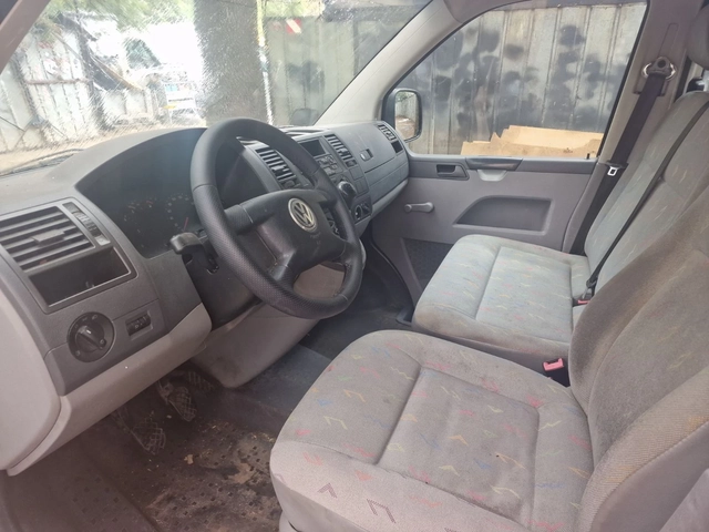 VW Transporter 2.5TDi - Synchro - автомобили, коли, обяви за нови и употребявани 5