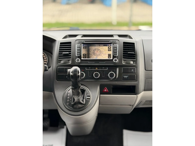 VW Transporter 2.0TDi~180hp~АВТОМАТ~НАВИГАЦИЯ~КЛИМАТИК - автомобили, коли, обяви за нови и употребявани 11