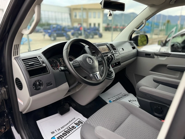 VW Transporter 2.0TDi~180hp~АВТОМАТ~НАВИГАЦИЯ~КЛИМАТИК - автомобили, коли, обяви за нови и употребявани 8