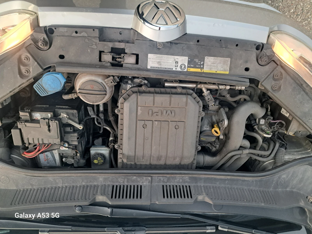 VW Up 1, 0 MPI - автомобили, коли, обяви за нови и употребявани 15