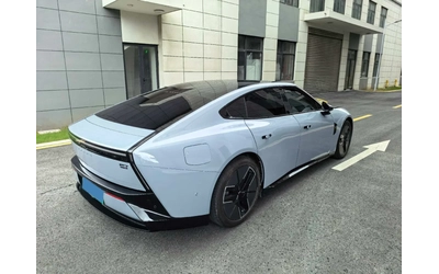 xpeng-p7 - 3